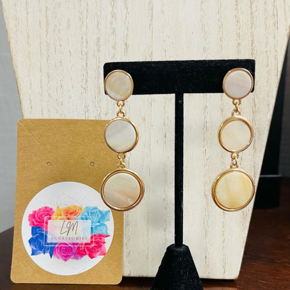 Beautiful drop dangle gold earrings